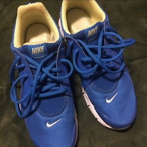 Nike TR training shoes